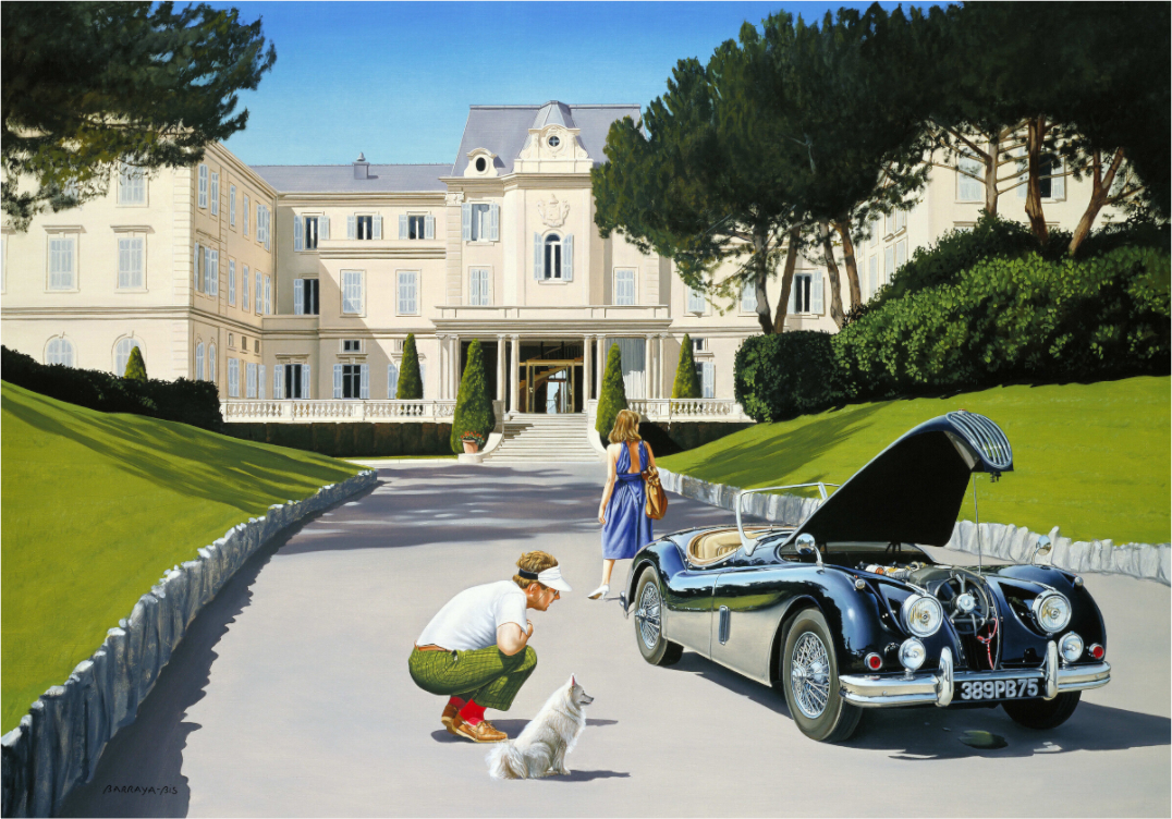 Devant l'Hotel du Cap une Jaguar en panne laisse son conducteur et son septique alors que sa femme lorgne vers l'hotel.